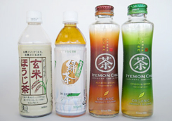 現地スーパーにて競合商品収集